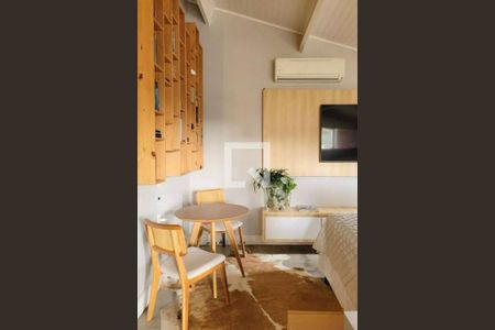 Casa à venda com 4 quartos, 360m² em Alphaville, Santana de Parnaíba