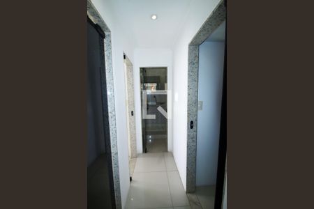 Sala - Corredor de apartamento à venda com 3 quartos, 60m² em Penha, Rio de Janeiro