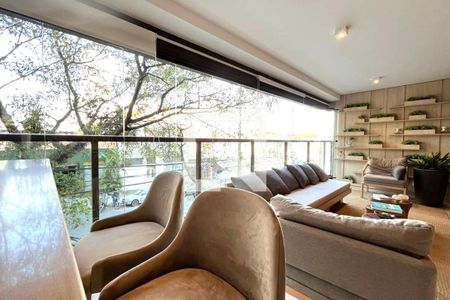 Apartamento à venda com 3 quartos, 131m² em Bela Aliança, São Paulo