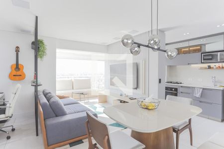Apartamento à venda com 2 quartos, 62m² em Vila Anastácio, São Paulo
