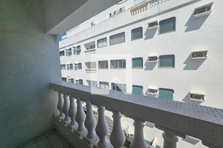 Apartamento para alugar com 3 quartos, 79m² em Jardim Tres Marias, Guarujá