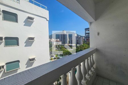 Apartamento para alugar com 3 quartos, 79m² em Jardim Tres Marias, Guarujá