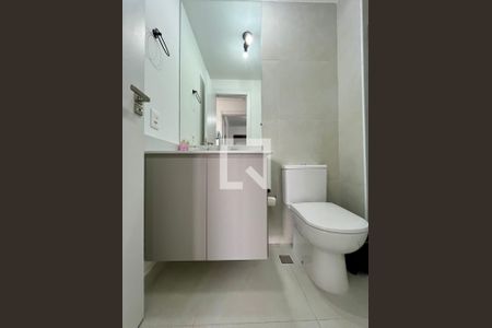 Banheiro de apartamento para alugar com 2 quartos, 57m² em Botafogo, Campinas