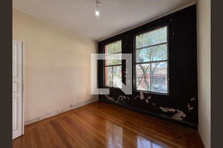 Casa à venda com 4 quartos, 124m² em Campos Elíseos, São Paulo