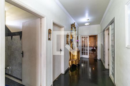 Corredor de casa à venda com 4 quartos, 1360m² em Pacaembu, São Paulo