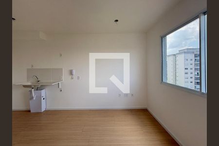 Quarto de kitnet/studio à venda com 1 quarto, 17m² em Santo Amaro, São Paulo