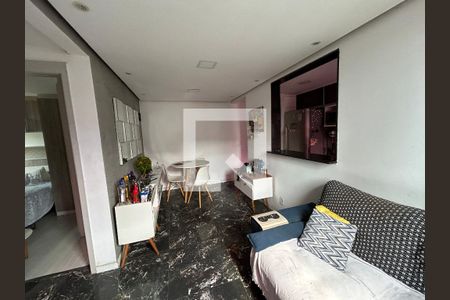 Sala de apartamento para alugar com 2 quartos, 43m² em Guadalupe, Rio de Janeiro