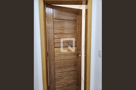 Porta de entrada de kitnet/studio para alugar com 1 quarto, 32m² em Ipiranga, São Paulo