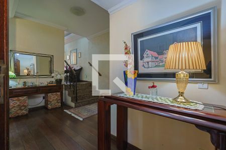 Casa à venda com 4 quartos, 240m² em Caiçara-adelaide, Belo Horizonte