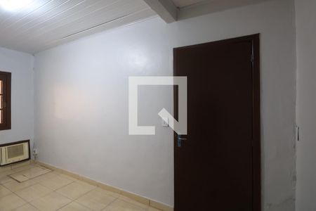 Quarto de casa para alugar com 4 quartos, 250m² em Harmonia, Canoas