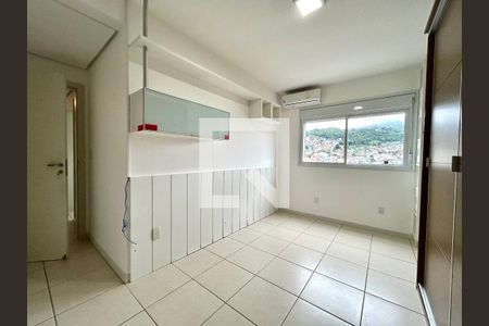 Suíte 1 de apartamento para alugar com 3 quartos, 125m² em Agronômica, Florianópolis