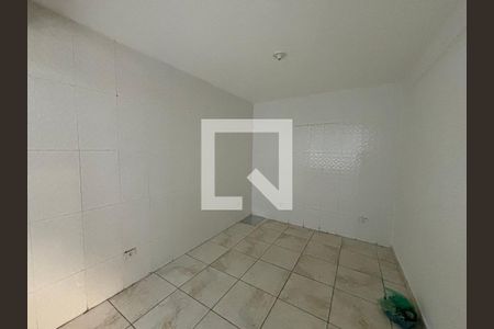Cozinha de casa para alugar com 2 quartos, 70m² em Vila Paranagua, São Paulo