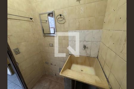 Área de Serviço de casa para alugar com 2 quartos, 70m² em Vila Paranagua, São Paulo