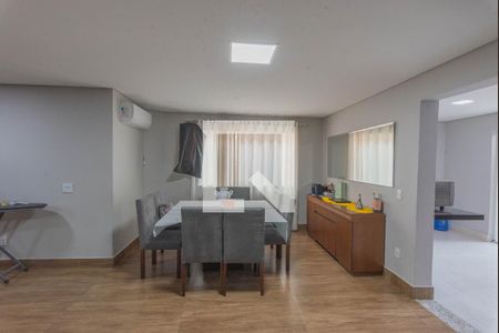 Sala de casa para alugar com 3 quartos, 600m² em Jardim Cristina, Campinas