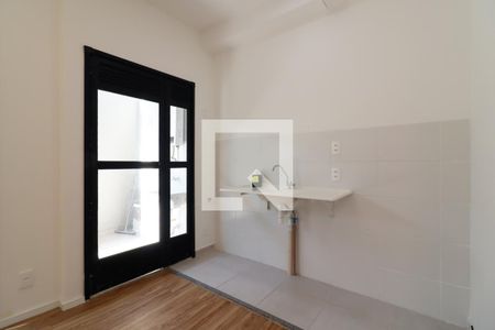 Sala/Cozinha de apartamento para alugar com 2 quartos, 54m² em Cidade Antônio Estêvão de Carvalho, São Paulo