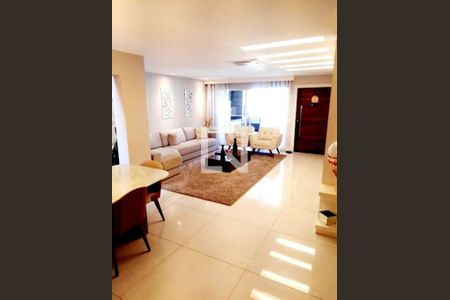 Casa à venda com 5 quartos, 240m² em Recreio dos Bandeirantes, Rio de Janeiro