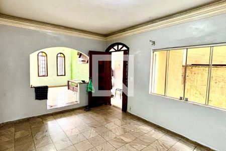 Sala 1 de casa para alugar com 6 quartos, 420m² em Vila Ré, São Paulo
