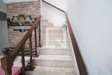 Escada de casa à venda com 3 quartos, 70m² em Vila Represa, São Paulo