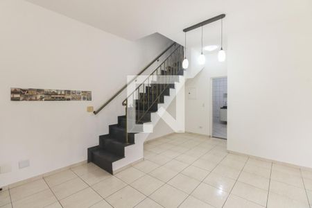 Sala  de casa de condomínio para alugar com 2 quartos, 98m² em Vila Moreira, São Paulo