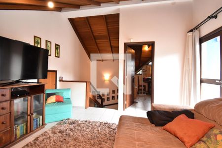 Casa à venda com 5 quartos, 330m² em Vista Alegre, Curitiba