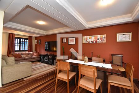 Sala de casa à venda com 5 quartos, 330m² em Vista Alegre, Curitiba