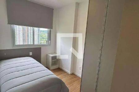 Quarto de apartamento para alugar com 2 quartos, 83m² em Alphaville, Barueri