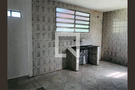 Casa à venda com 2 quartos, 157m² em Vila Jacuí, São Paulo