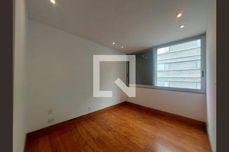 Apartamento à venda com 4 quartos, 275m² em Funcionários, Belo Horizonte