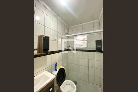 Banheiro de casa para alugar com 1 quarto, 50m² em Jardim Modelo, São Paulo