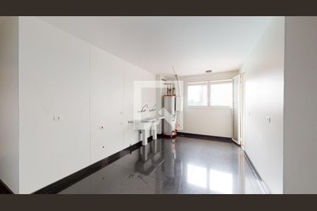 Apartamento à venda com 4 quartos, 983m² em Santa Cecilia, São Paulo