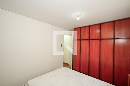 Quarto 2 de casa para alugar com 2 quartos, 100m² em Vila Morse, São Paulo
