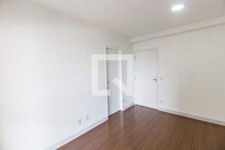 Sala  de apartamento para alugar com 2 quartos, 61m² em Jardim Tupanci, Barueri