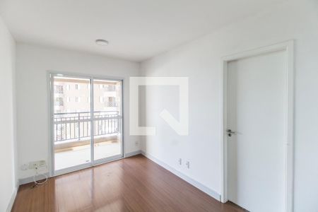 Sala  de apartamento para alugar com 2 quartos, 61m² em Jardim Tupanci, Barueri