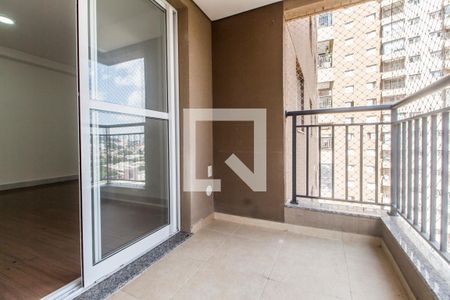 Varanda de apartamento para alugar com 2 quartos, 61m² em Jardim Tupanci, Barueri
