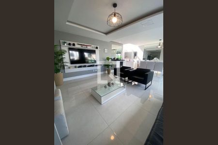Apartamento à venda com 5 quartos, 330m² em Barra da Tijuca, Rio de Janeiro