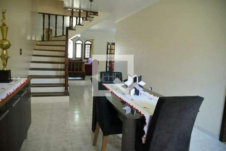 Casa à venda com 4 quartos, 180m² em Jardim Ipe, São Bernardo do Campo