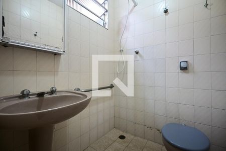 Banheiro Suíte  de casa para alugar com 1 quarto, 35m² em Jardim Kuabara, Taboão da Serra