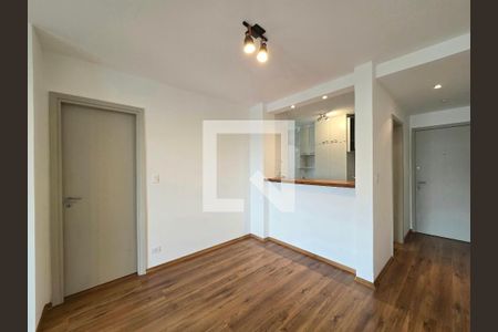 Sala de apartamento para alugar com 3 quartos, 97m² em Indianópolis, São Paulo