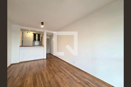 Sala de apartamento para alugar com 3 quartos, 97m² em Indianópolis, São Paulo