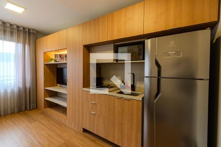 Sala/Cozinha de kitnet/studio à venda com 1 quarto, 29m² em Farroupilha, Porto Alegre