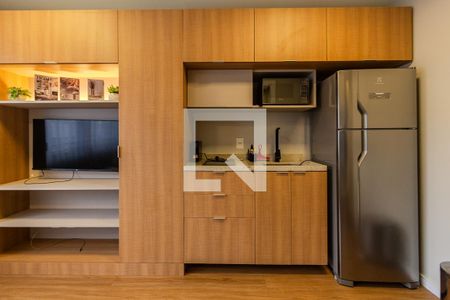 Sala/Cozinha de kitnet/studio à venda com 1 quarto, 29m² em Farroupilha, Porto Alegre