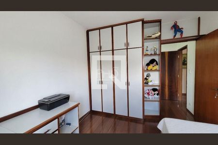 Casa à venda com 3 quartos, 209m² em Santa Terezinha, São Bernardo do Campo