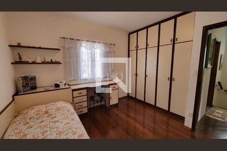 Casa à venda com 3 quartos, 209m² em Santa Terezinha, São Bernardo do Campo
