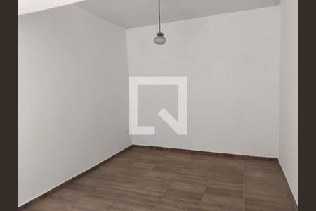 Casa para alugar com 3 quartos, 130m² em Vila Ipojuca, São Paulo