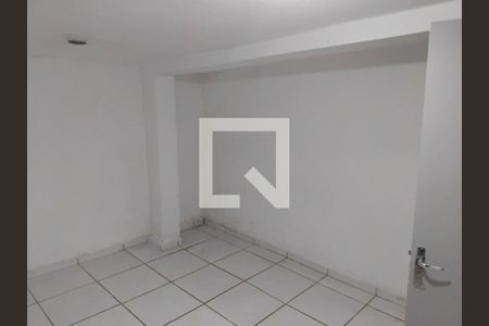 Casa para alugar com 3 quartos, 130m² em Vila Ipojuca, São Paulo