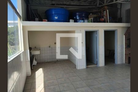 Casa para alugar com 3 quartos, 130m² em Vila Ipojuca, São Paulo