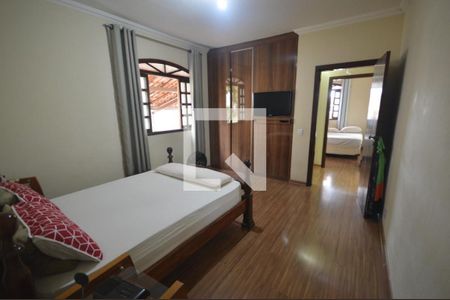 Casa à venda com 3 quartos, 360m² em Copacabana, Belo Horizonte