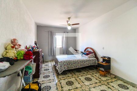 Quarto 2 de casa à venda com 6 quartos, 240m² em Jardim São Paulo, São Paulo