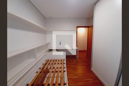 Quarto de casa à venda com 3 quartos, 236m² em Olímpico, São Caetano do Sul