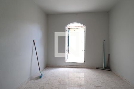 Quarto 2 de casa à venda com 2 quartos, 80m² em Vila Vitória, Santo André